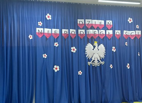 Dzień Niepodległości .