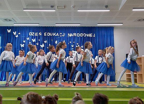 Dzieci podczas występu