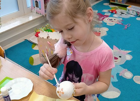 Dziecko podczas zajęć.