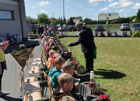 Grafika 9: V SPARTAKIADA PRZEDSZKOLAKÓW 2023 „PRZEZ RUCH DO ZDROWIA”