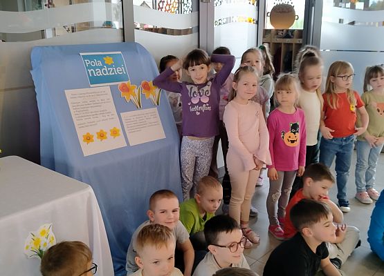 Dzieci podczas akcji ,,Pola Nadziei"