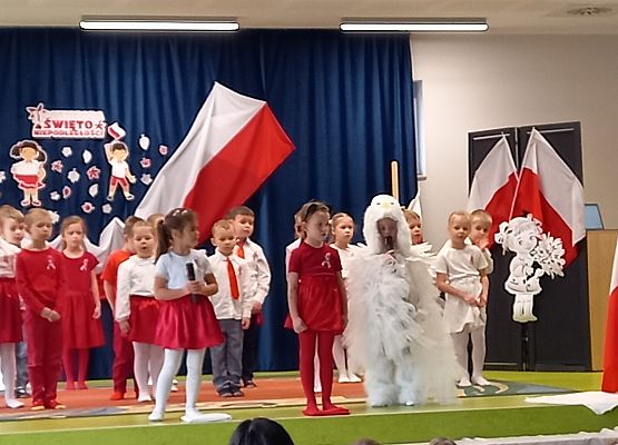 Grafika 3: Narodowe Święto Niepodległości w naszym Przedszkolu