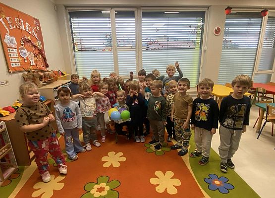 Grafika 1: Urodzinki Marysi i Wiktora w Pszczółkach