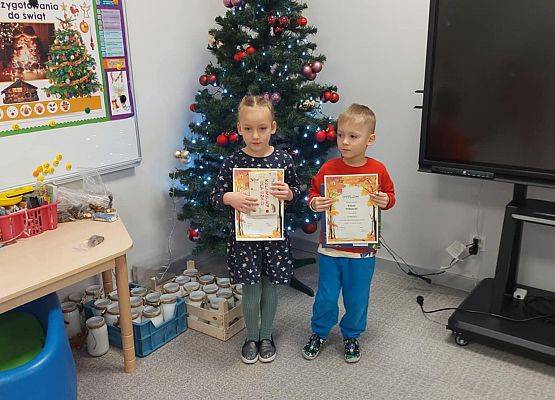 Grafika 1: Jesień w obiektywie -laureaci konkursu przedszkolnego