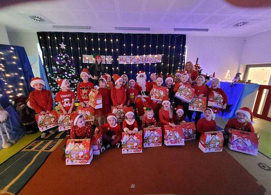 Grafika 2: Mikołajki