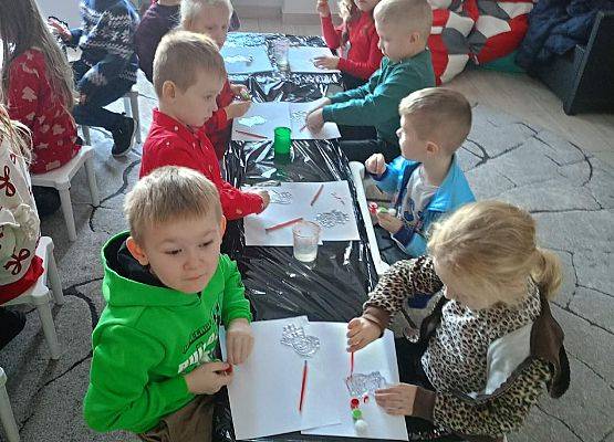 Grafika 10: Wyjazd do Runowa Grupa Jeżyki i Biedronki