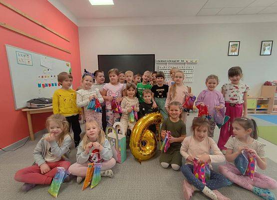 Grafika 1: Urodziny w Tygryskach grudzień