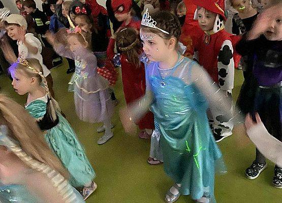 Grafika 2: Bal karnawałowy 2026r.