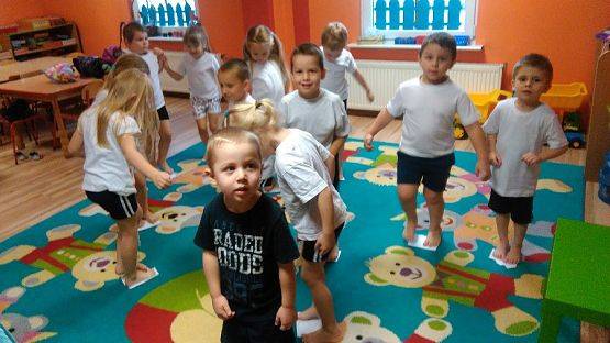 Grafika #0: Gimnastyka gr. IV