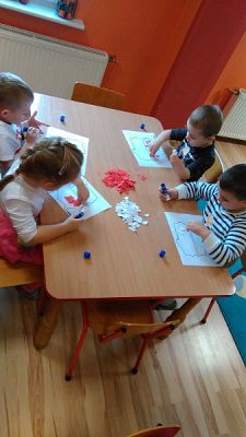 Grafika #12: Zajęcia codzienne gr. IV